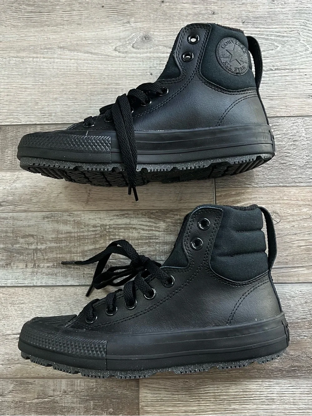 NWT Converse Boys Black Leather Berkshire Boots Size 3.5